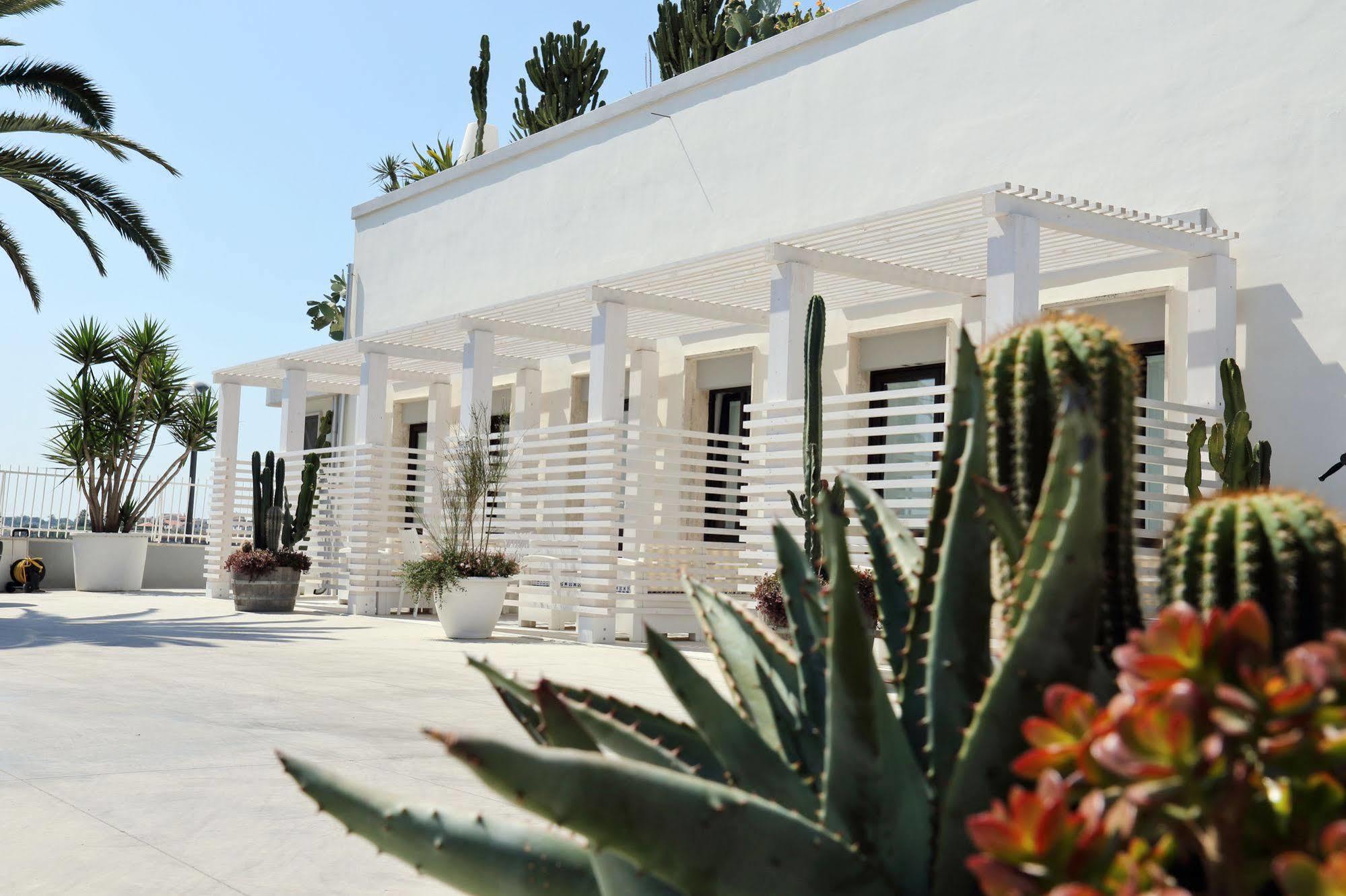 La Bella Trani - Suites And B&B Exterior photo