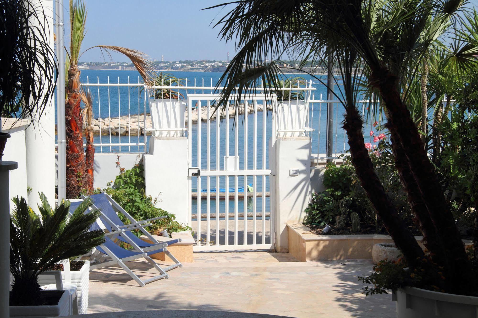 La Bella Trani - Suites And B&B Exterior photo
