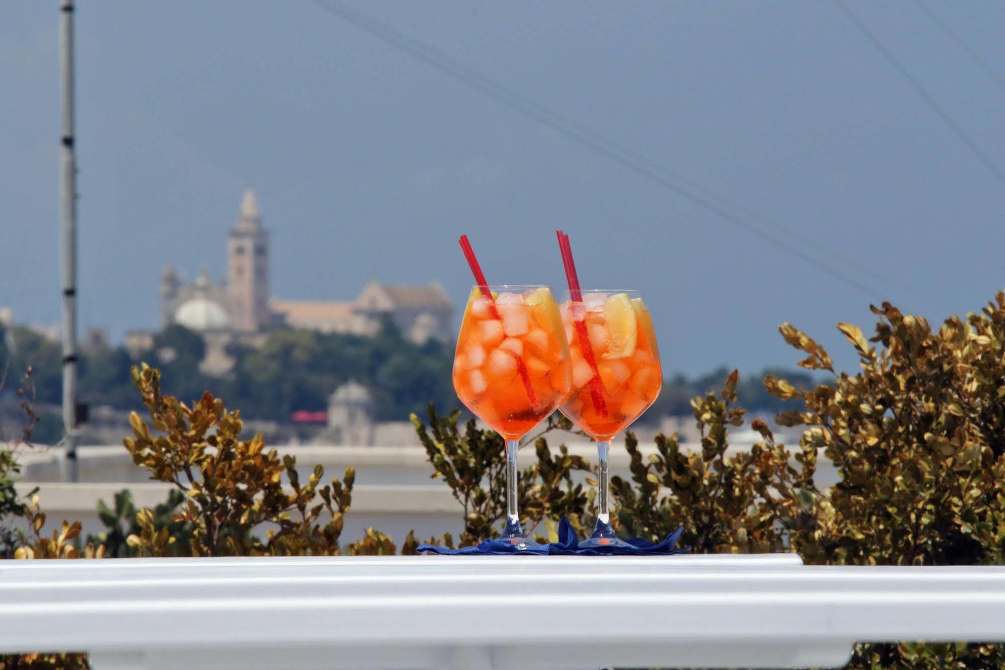 La Bella Trani - Suites And B&B Exterior photo