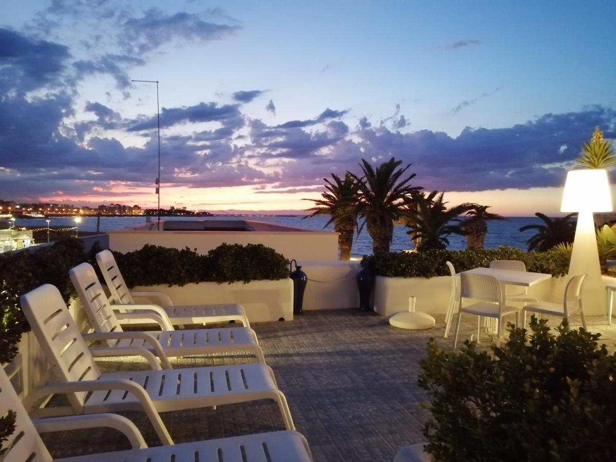 La Bella Trani - Suites And B&B Exterior photo